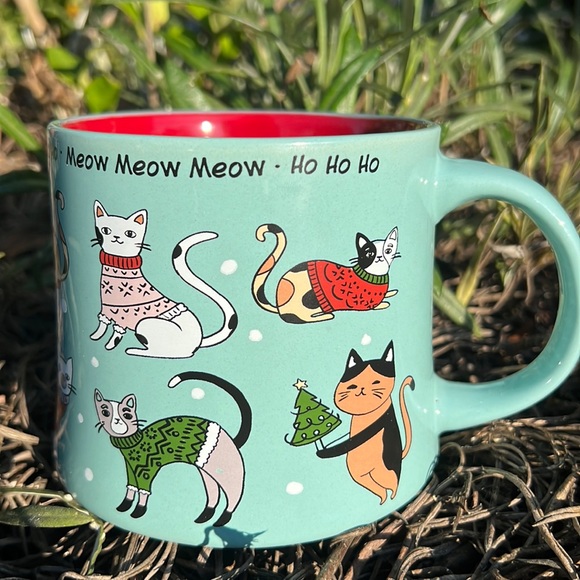 Vibrant Winter CAT Mug - Picture 1 of 4